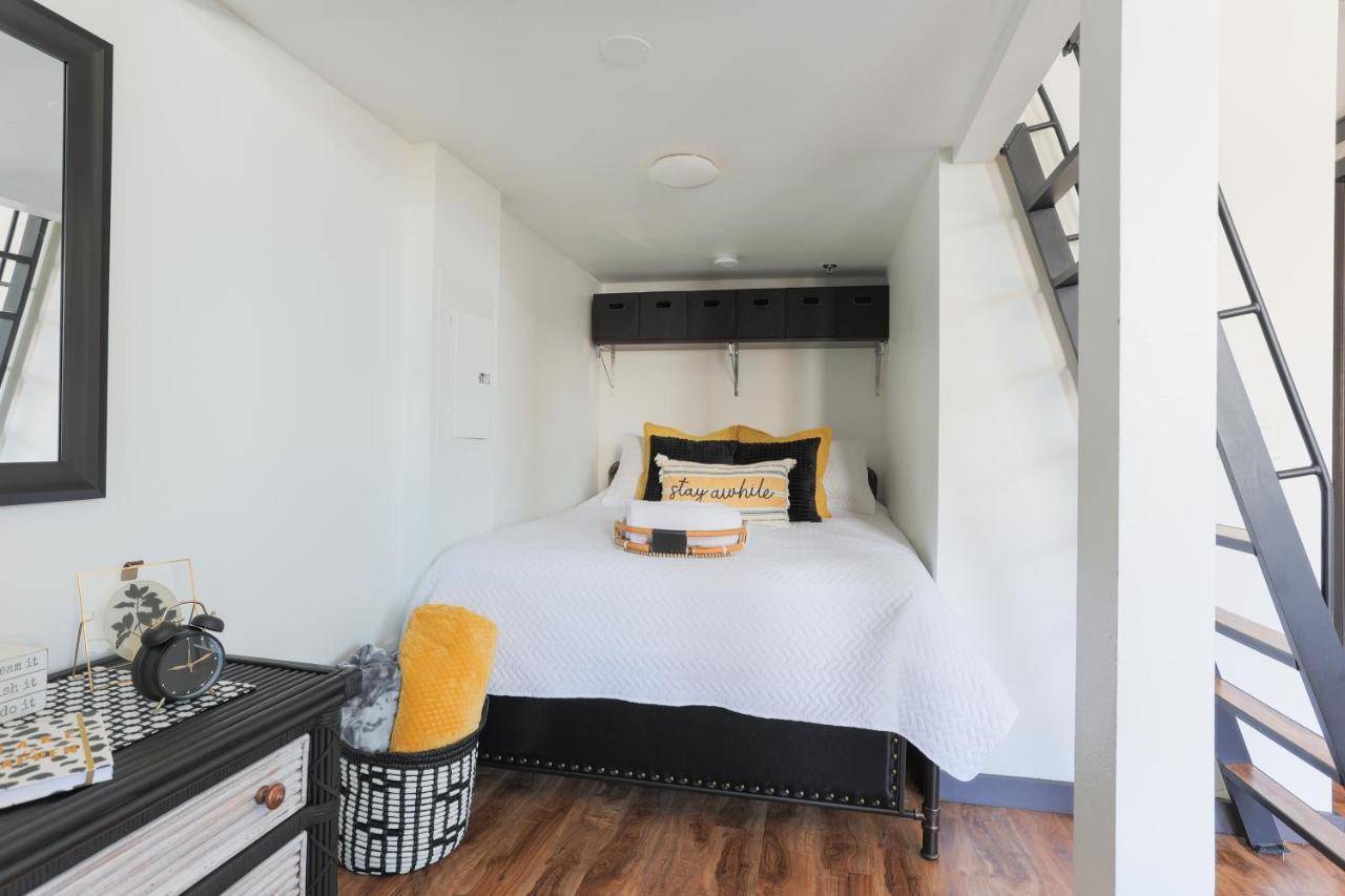Old West Studio Lofts West แทมปา ภายนอก รูปภาพ