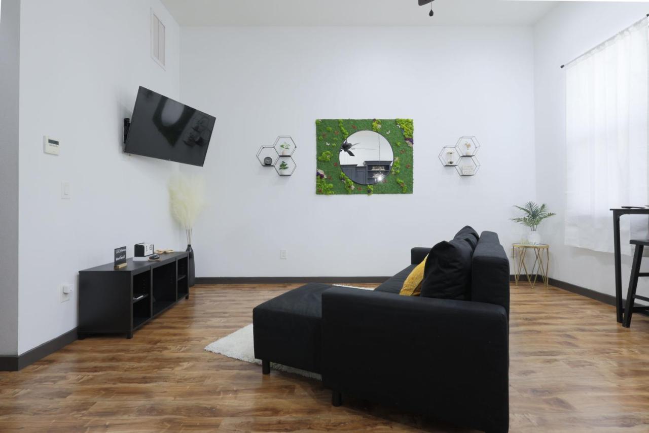Old West Studio Lofts West แทมปา ภายนอก รูปภาพ