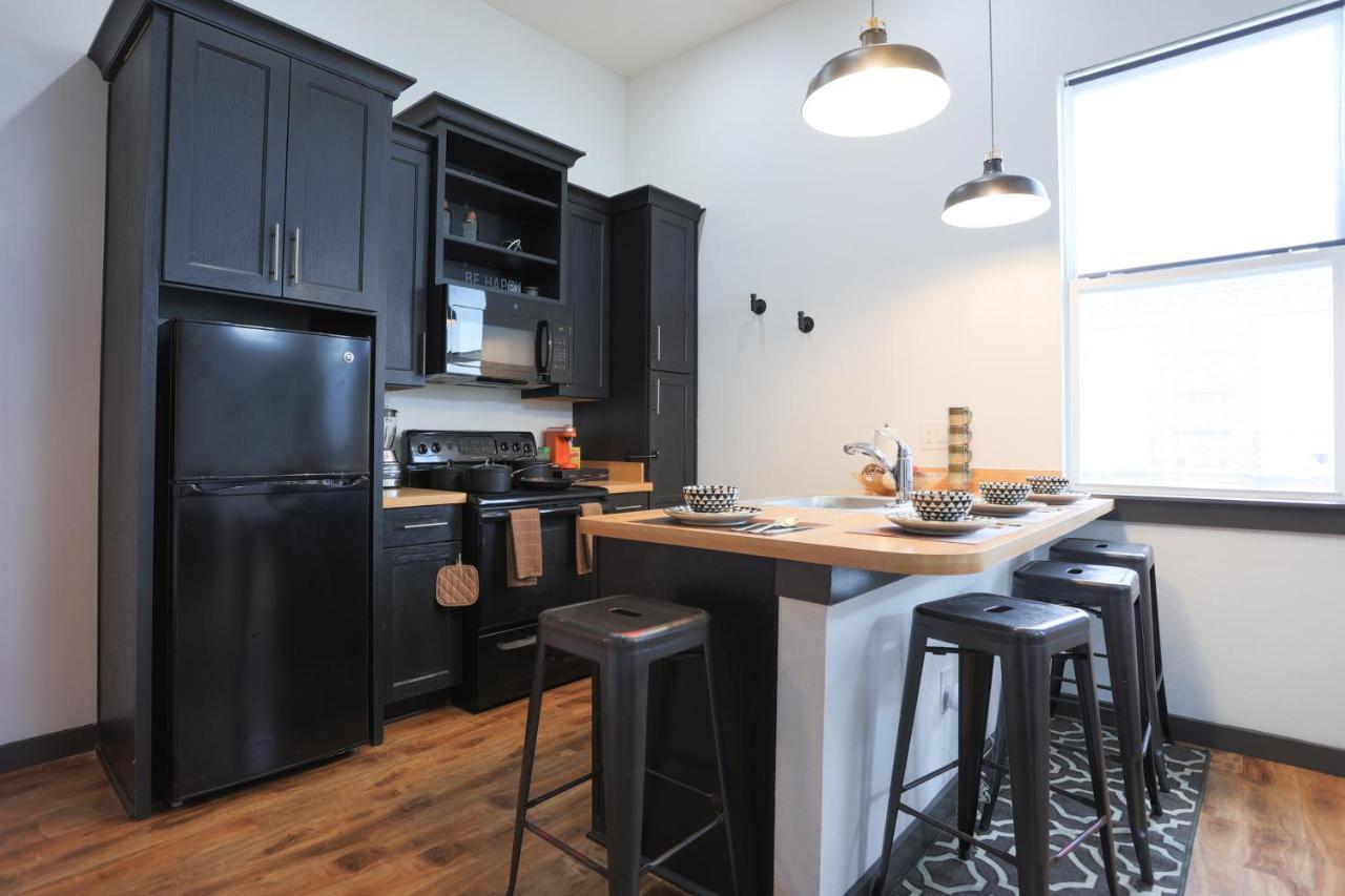 Old West Studio Lofts West แทมปา ภายนอก รูปภาพ