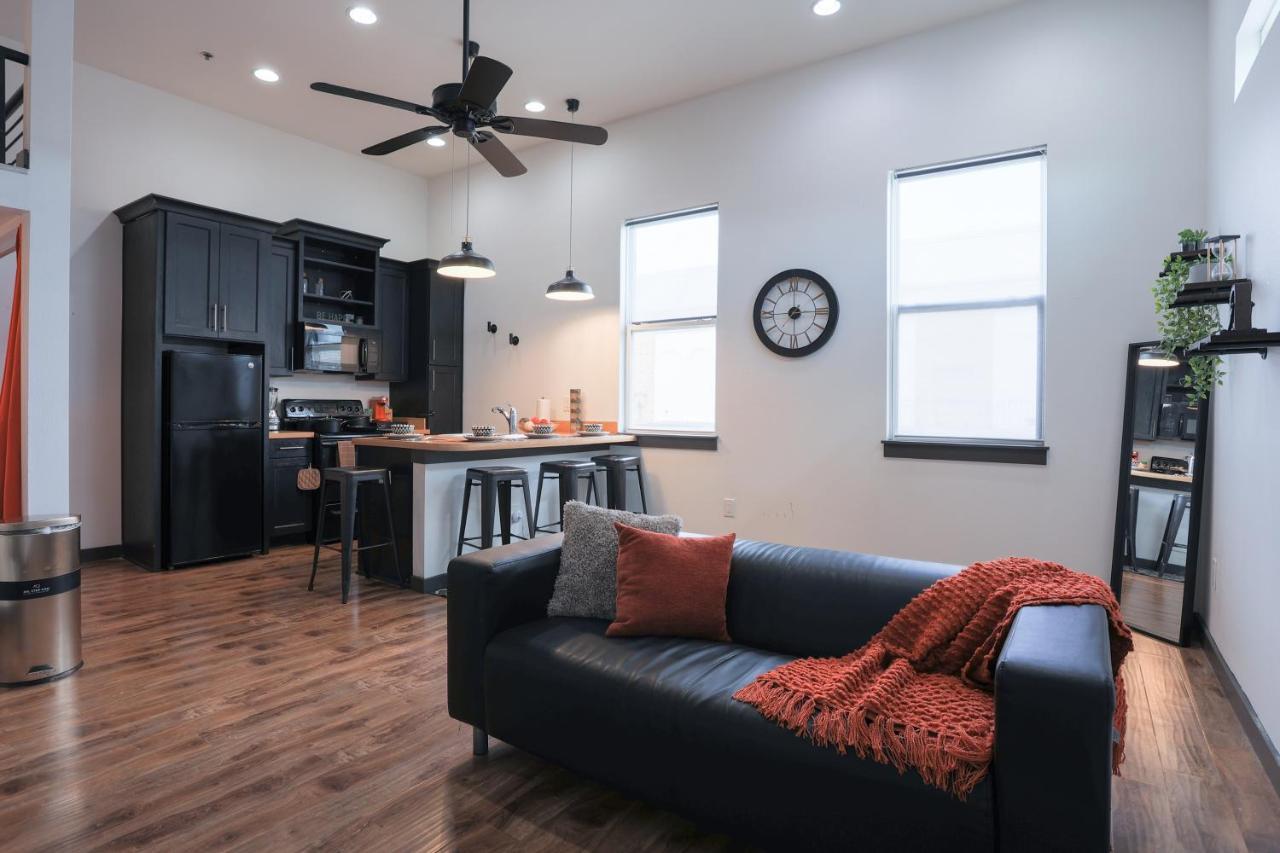 Old West Studio Lofts West แทมปา ภายนอก รูปภาพ