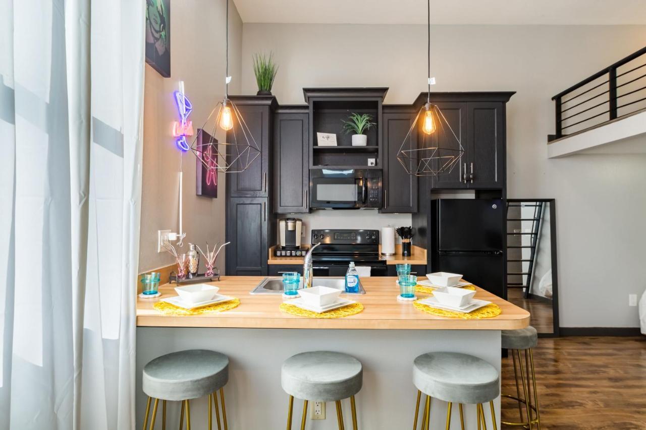 Old West Studio Lofts West แทมปา ภายนอก รูปภาพ